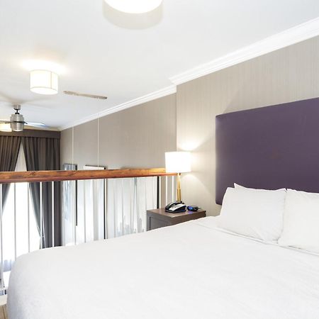Sandman Hotel & Suites Calgary South Dış mekan fotoğraf