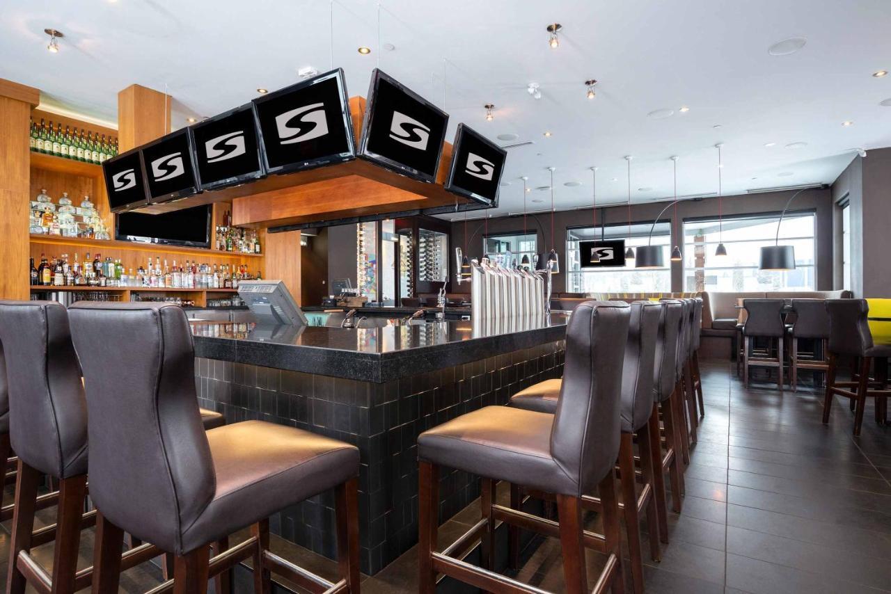 Sandman Hotel & Suites Calgary South Dış mekan fotoğraf
