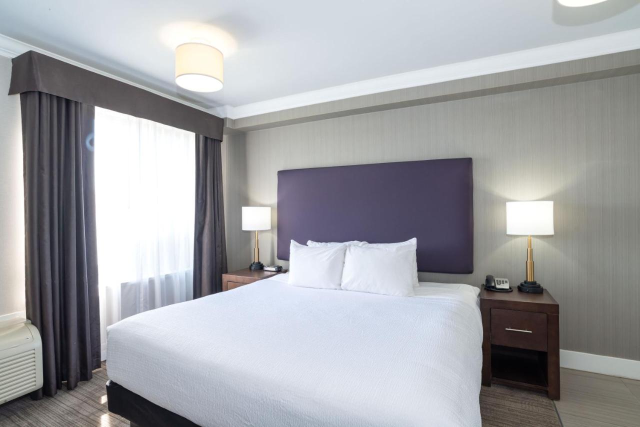 Sandman Hotel & Suites Calgary South Dış mekan fotoğraf