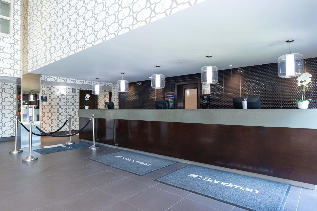 Sandman Hotel & Suites Calgary South Dış mekan fotoğraf